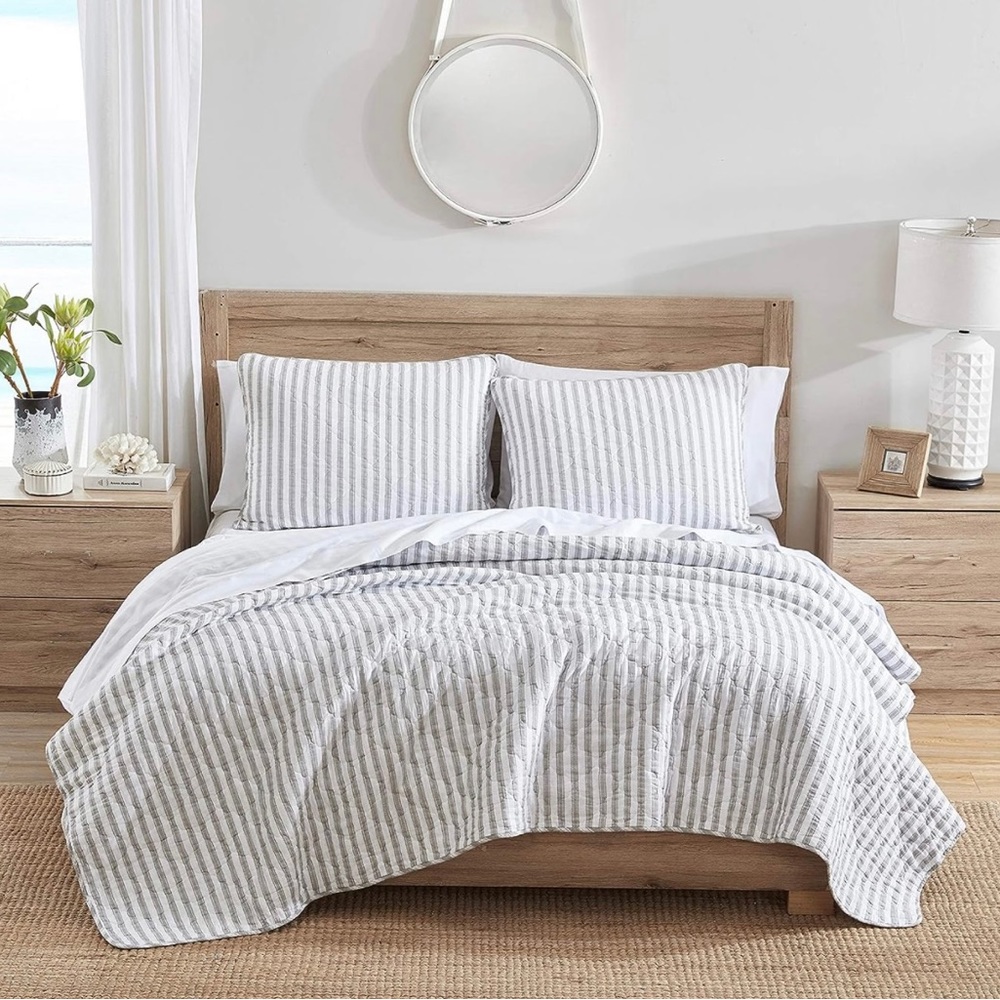 Stone Cottage Quilt set